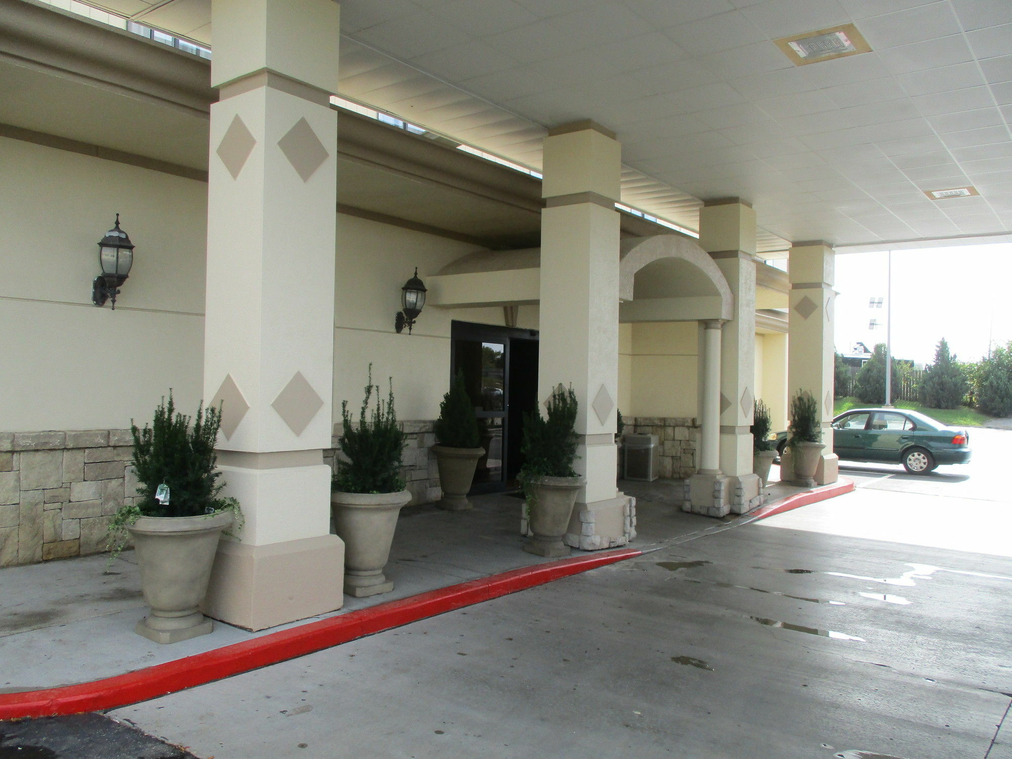 Best Host Inn Plaza Kansas City South Grandview Exterior photo